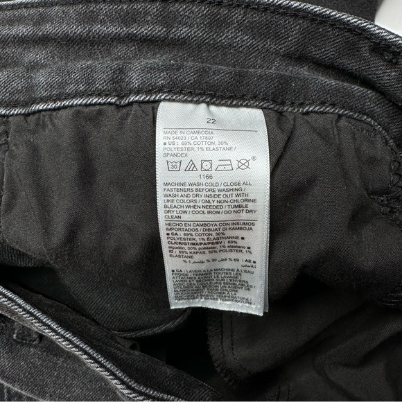 Old Navy Mid Rise Boot-Cut Plus Size Women’s Black Denim Jeans Size 22 - Picture 4 of 5